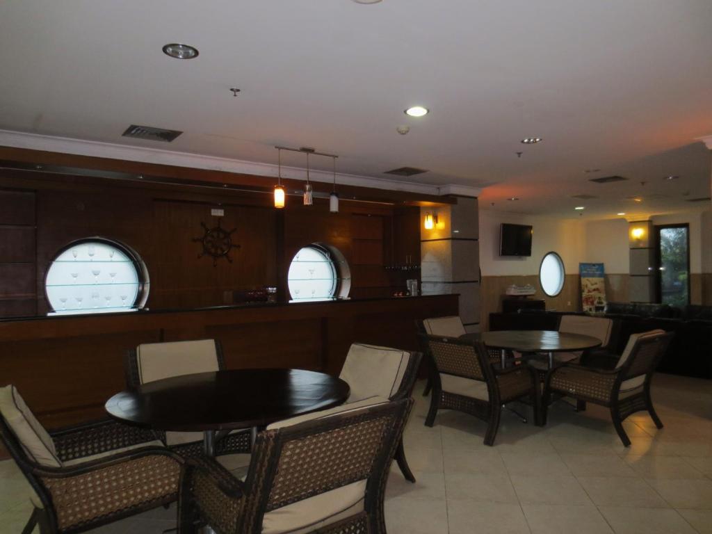 Bali Paradise City Hotel Denpasa Buitenkant foto